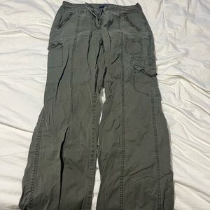 Women’s low rise cargo pant